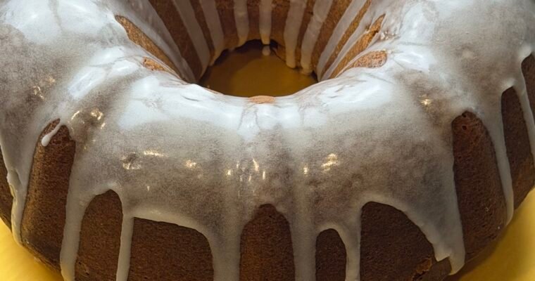 Ultra-Moist Vanilla Bean Sour Cream Pound Cake